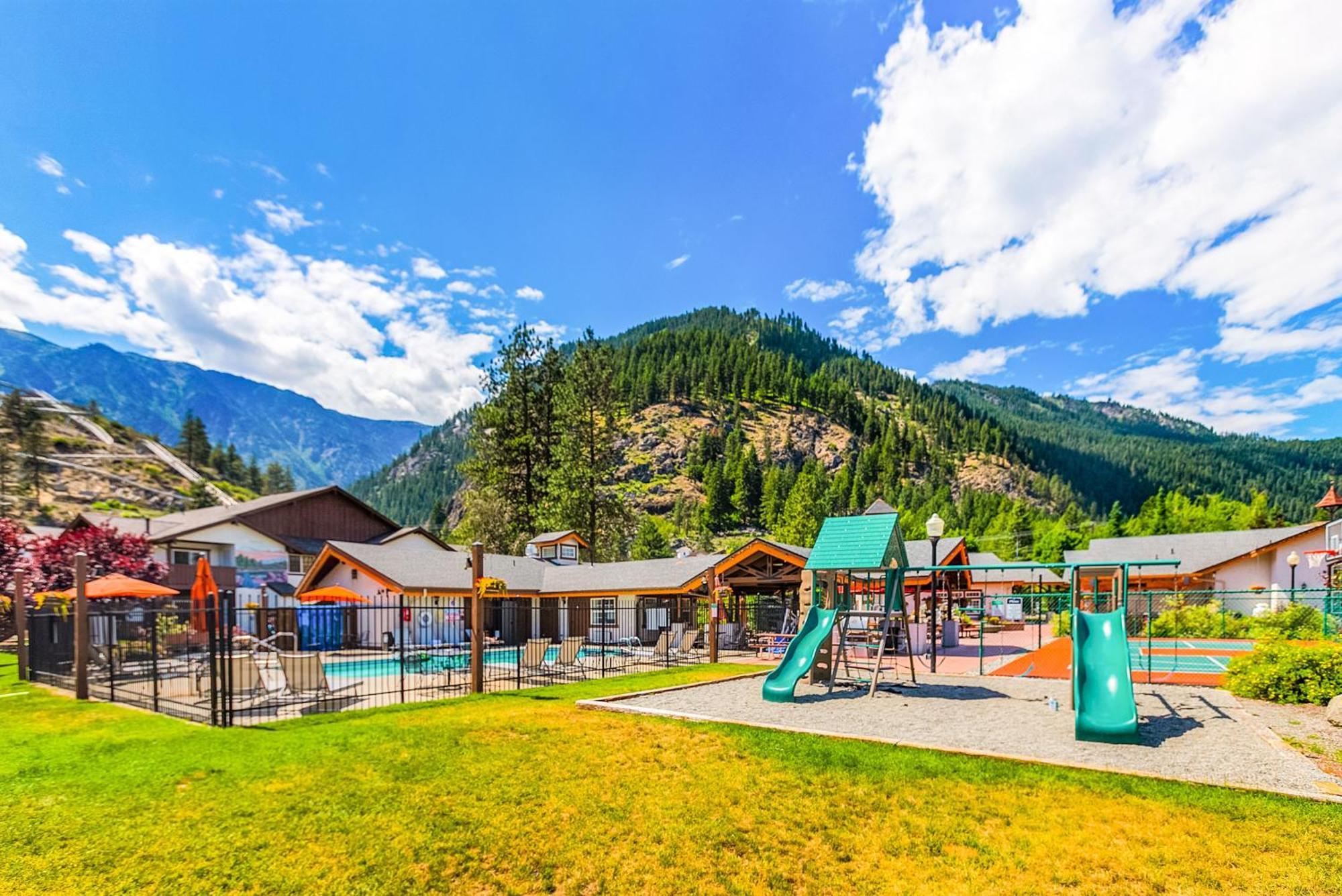Adventurer'S Escape At Icicle Village With Pool And Hot Tub Leavenworth Buitenkant foto